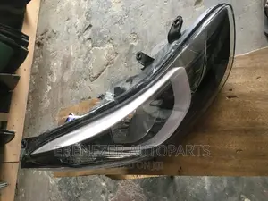 Elantra 2015 Headlights