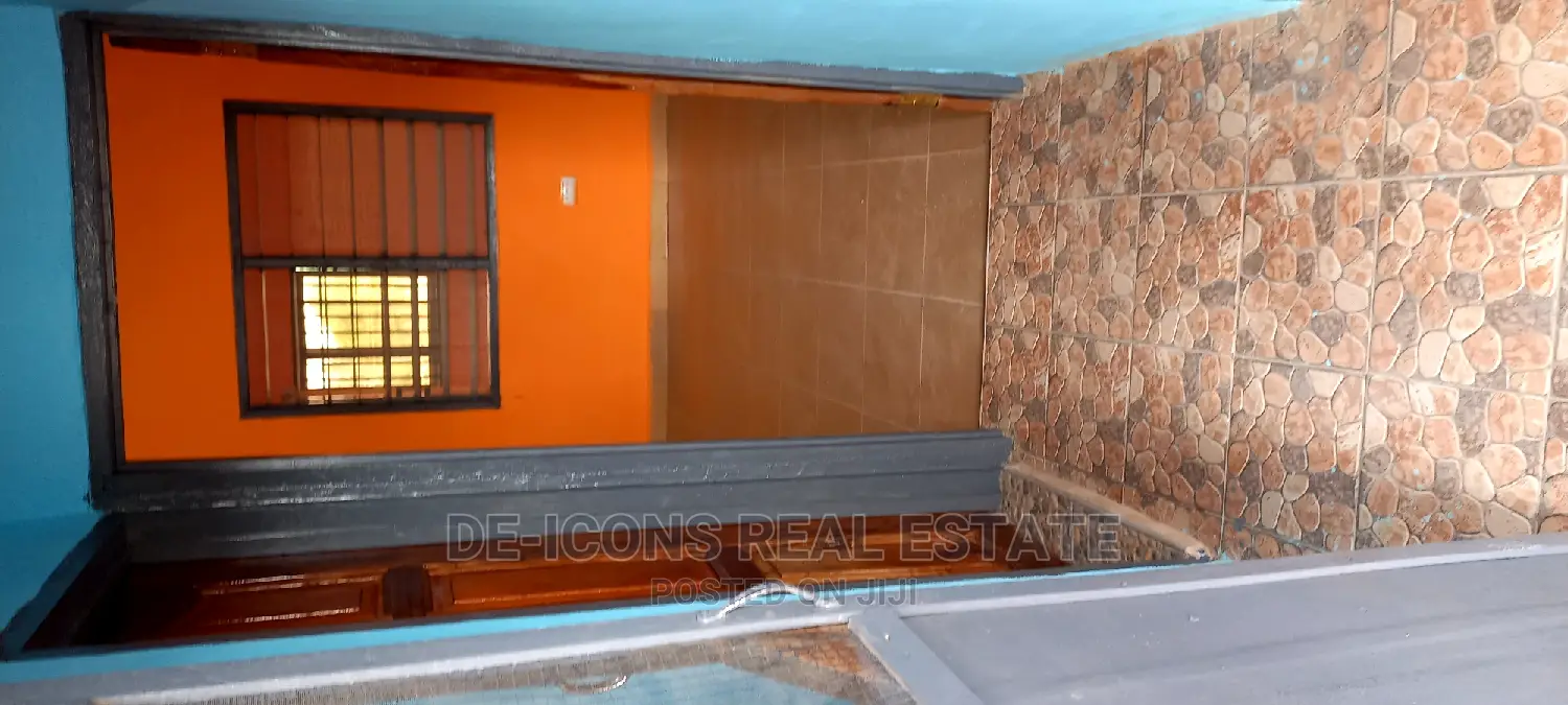 1bdrm Apartment in De-Icons Real Estate, Awutu Senya East Municipal