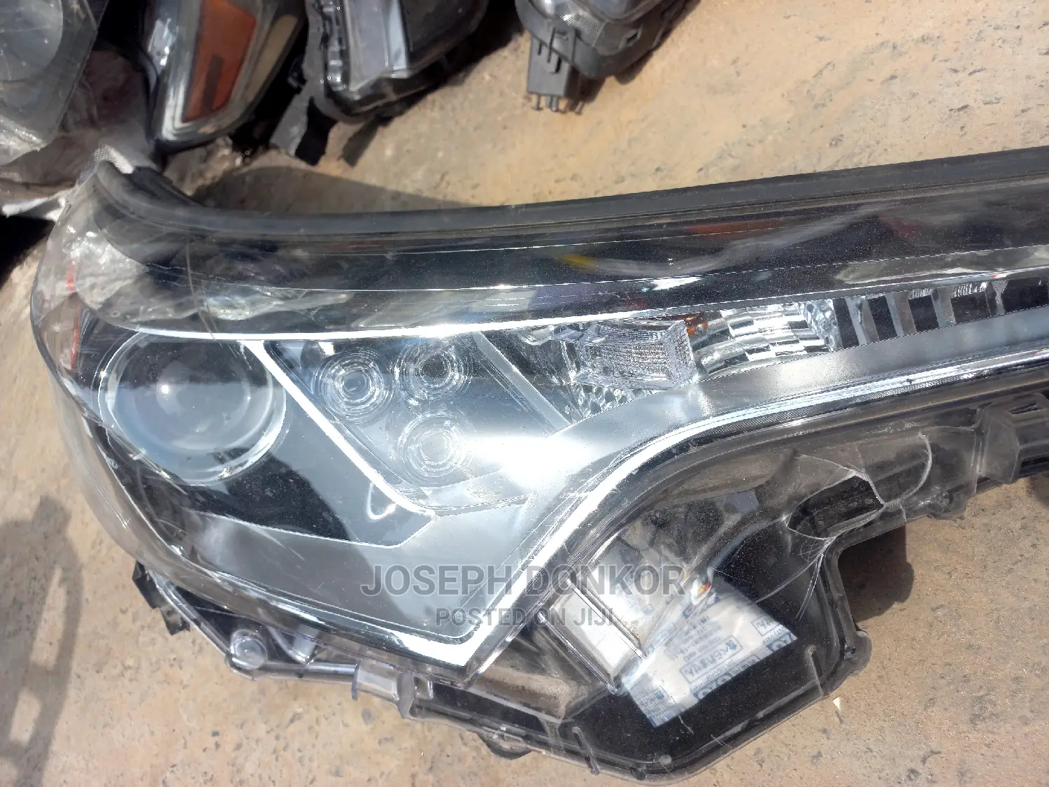 CHR 2017,2018,2019,2020 Headlight