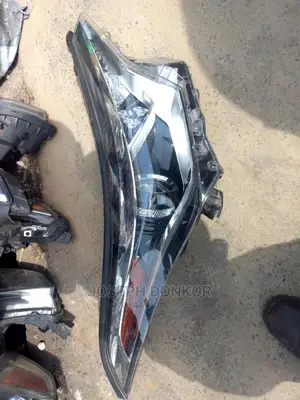 CHR 2017,2018,2019,2020 Headlight