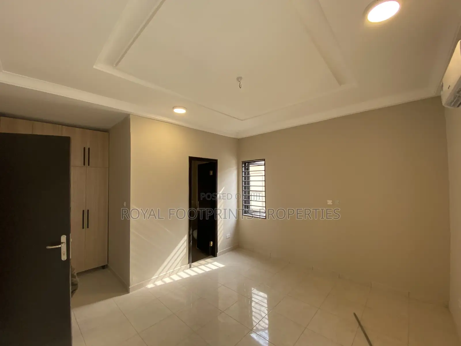 4bdrm House in Lake Side Estate for sale
