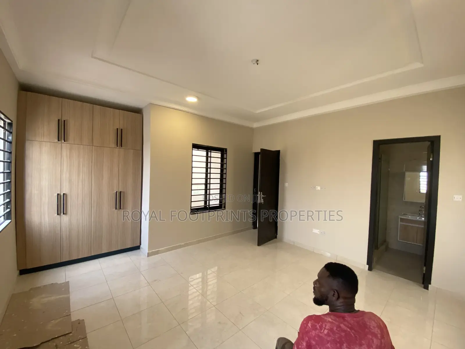 4bdrm House in Lake Side Estate for sale