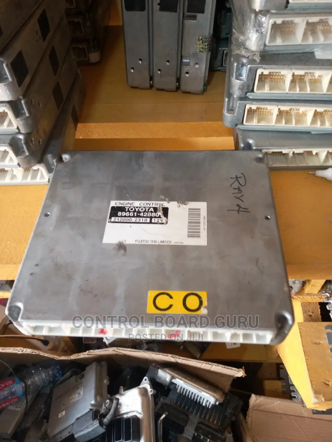 Toyota Rav 4 Control Board