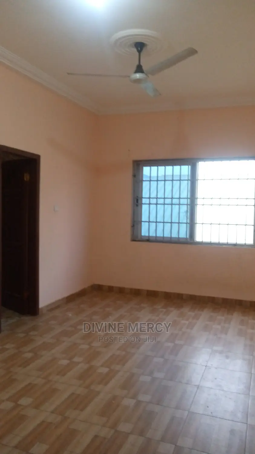 Furnished 2bdrm Apartment in Divine Mercy Agency, Kasoa for Rent