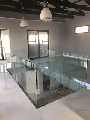 Frameless /Structure Glass Balustrade