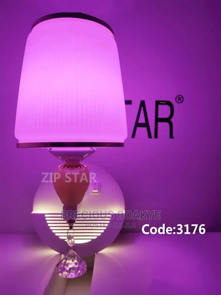 Wall/Corner Light