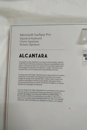 Microsoft Surface Pro 8, 9 and Pro X Signature Type Cover