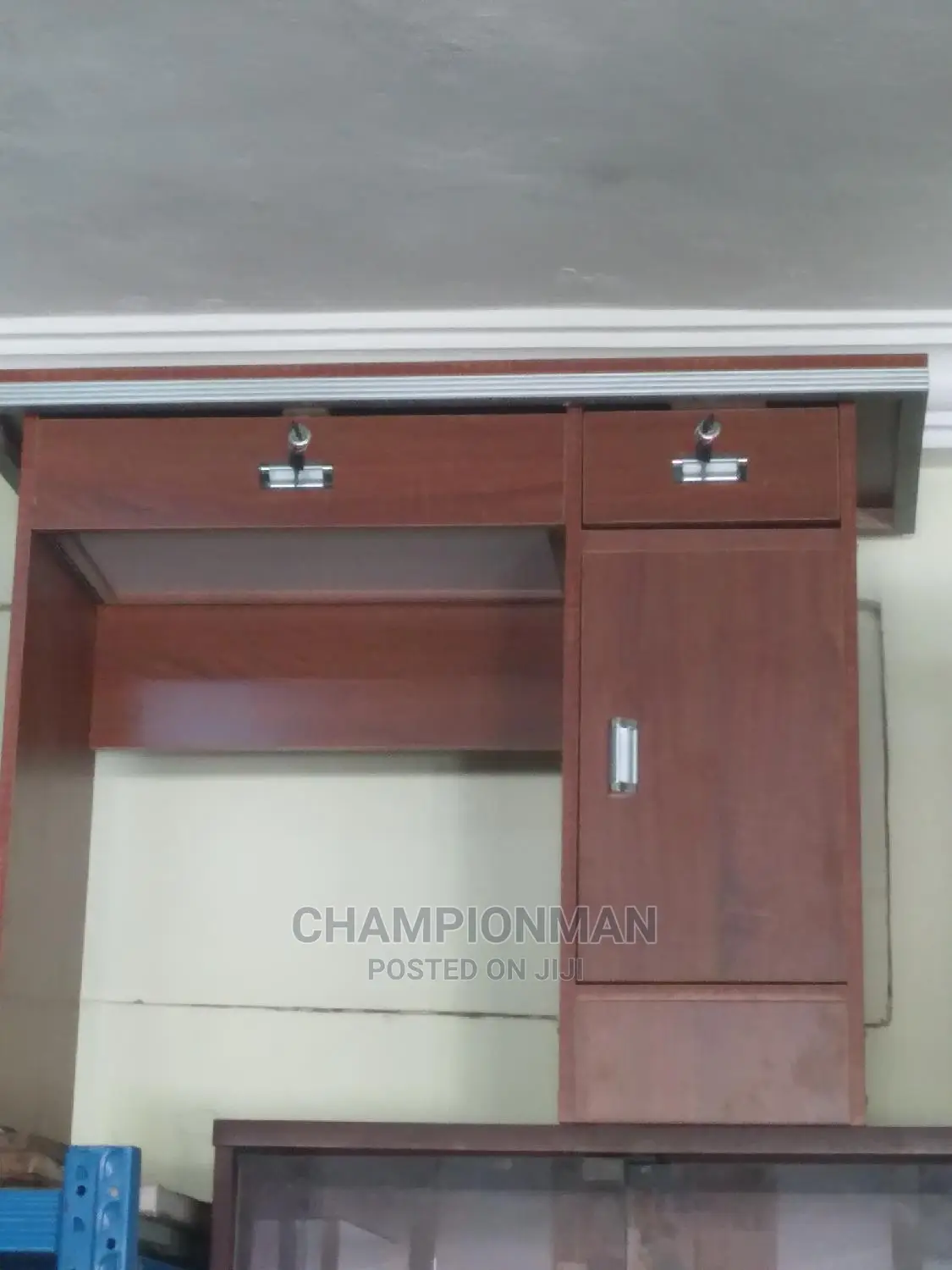 Office Desk