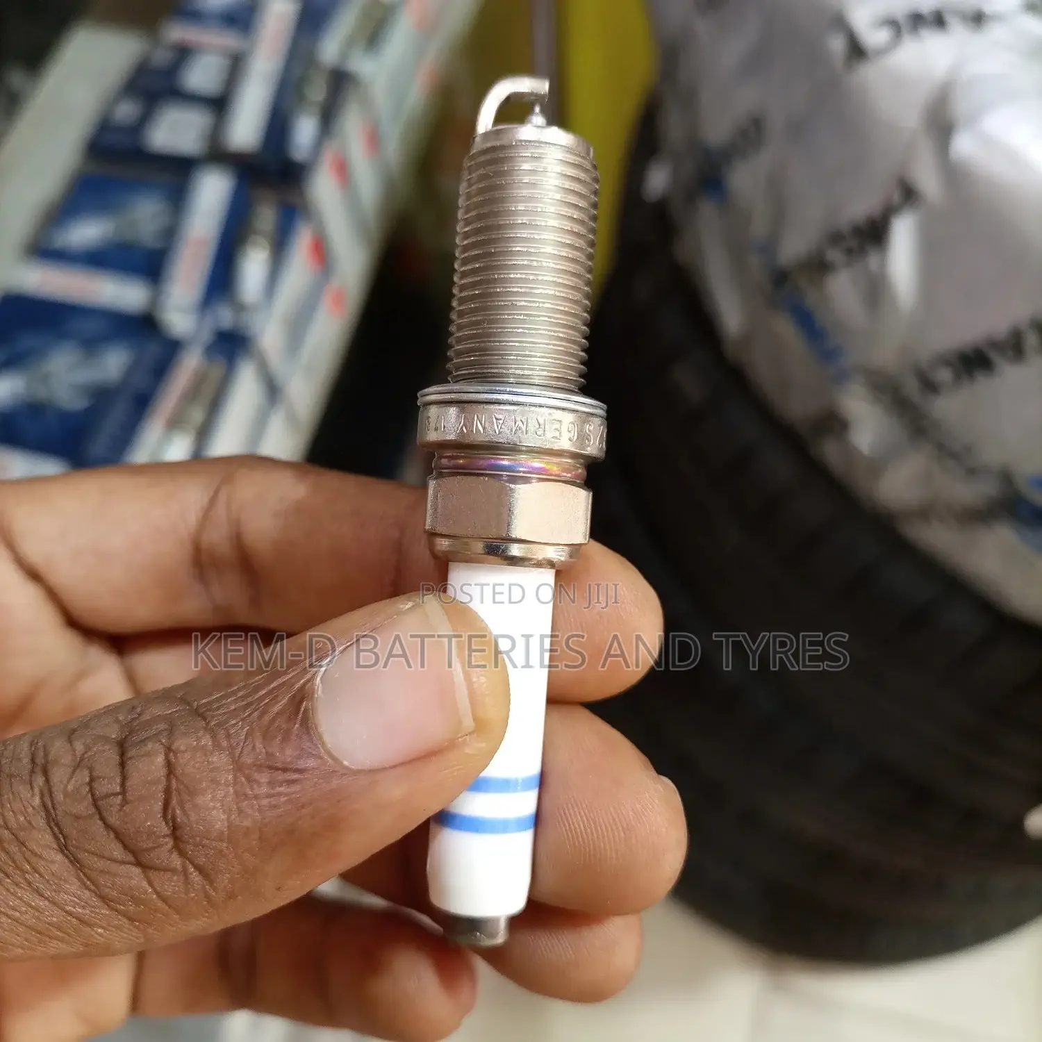 FQ5NPP332S 8160 Bosch Spark Plug for German Cars.