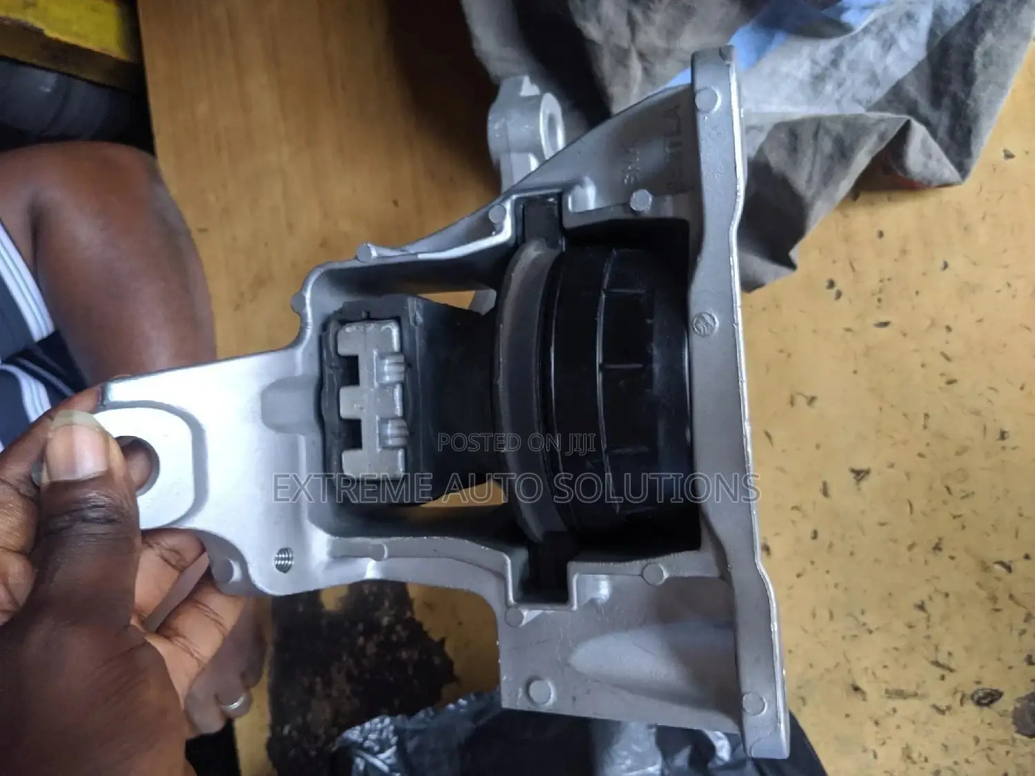 Honda CR-V 2017- 2020 Engine Seat