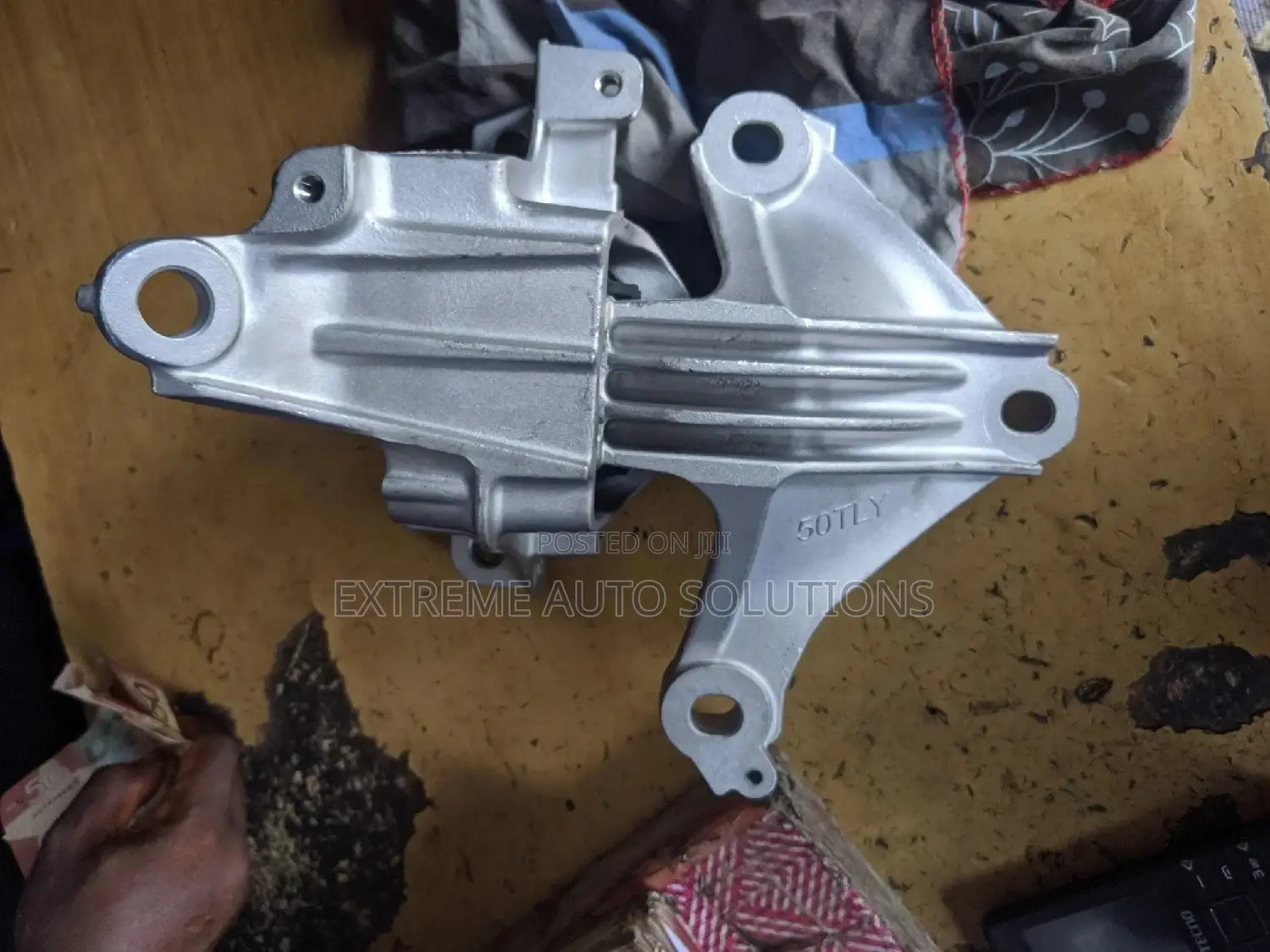 Honda CR-V 2017- 2020 Engine Seat