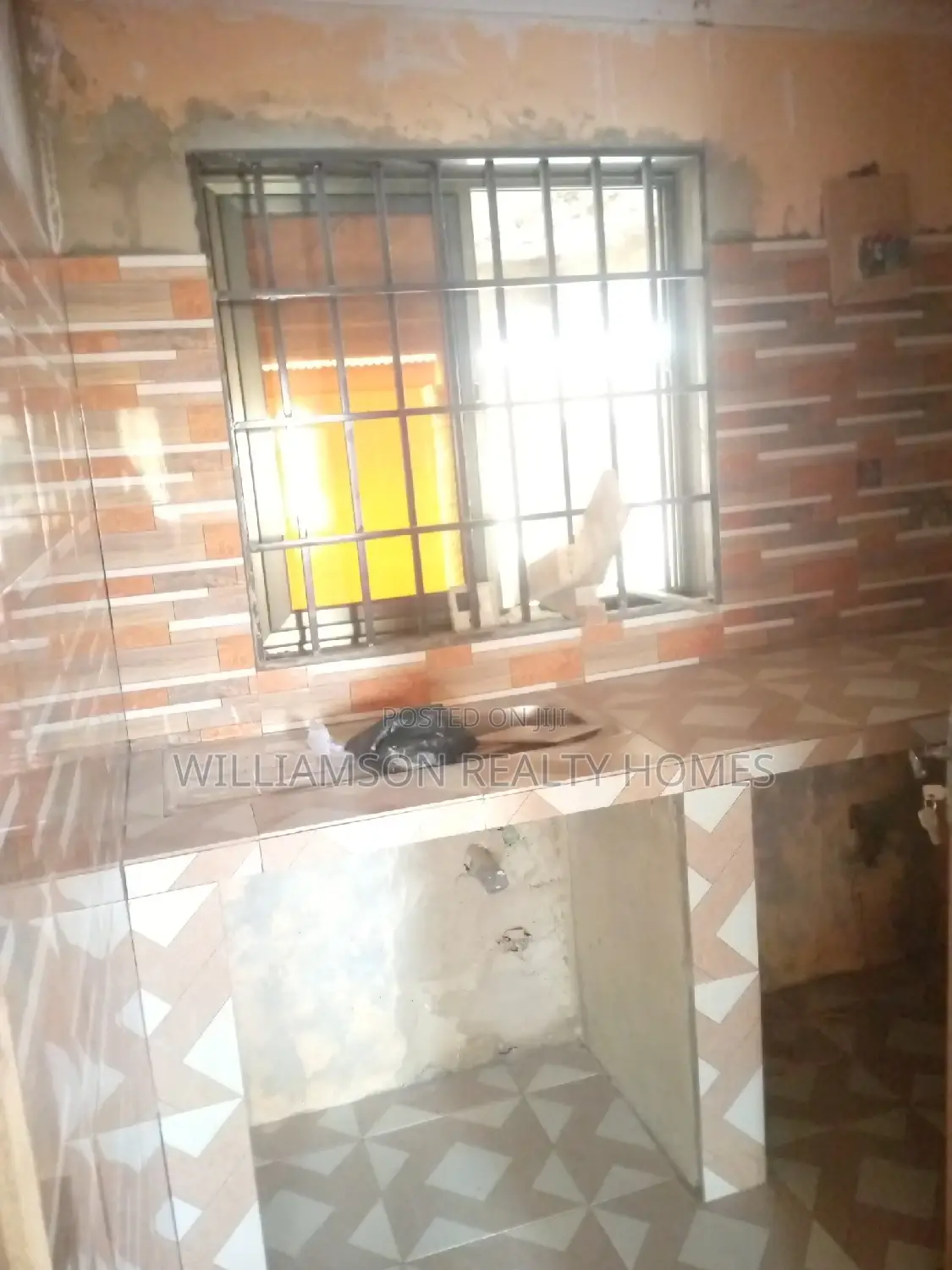 1bdrm Apartment in Hfc Estate, Spintex for rent