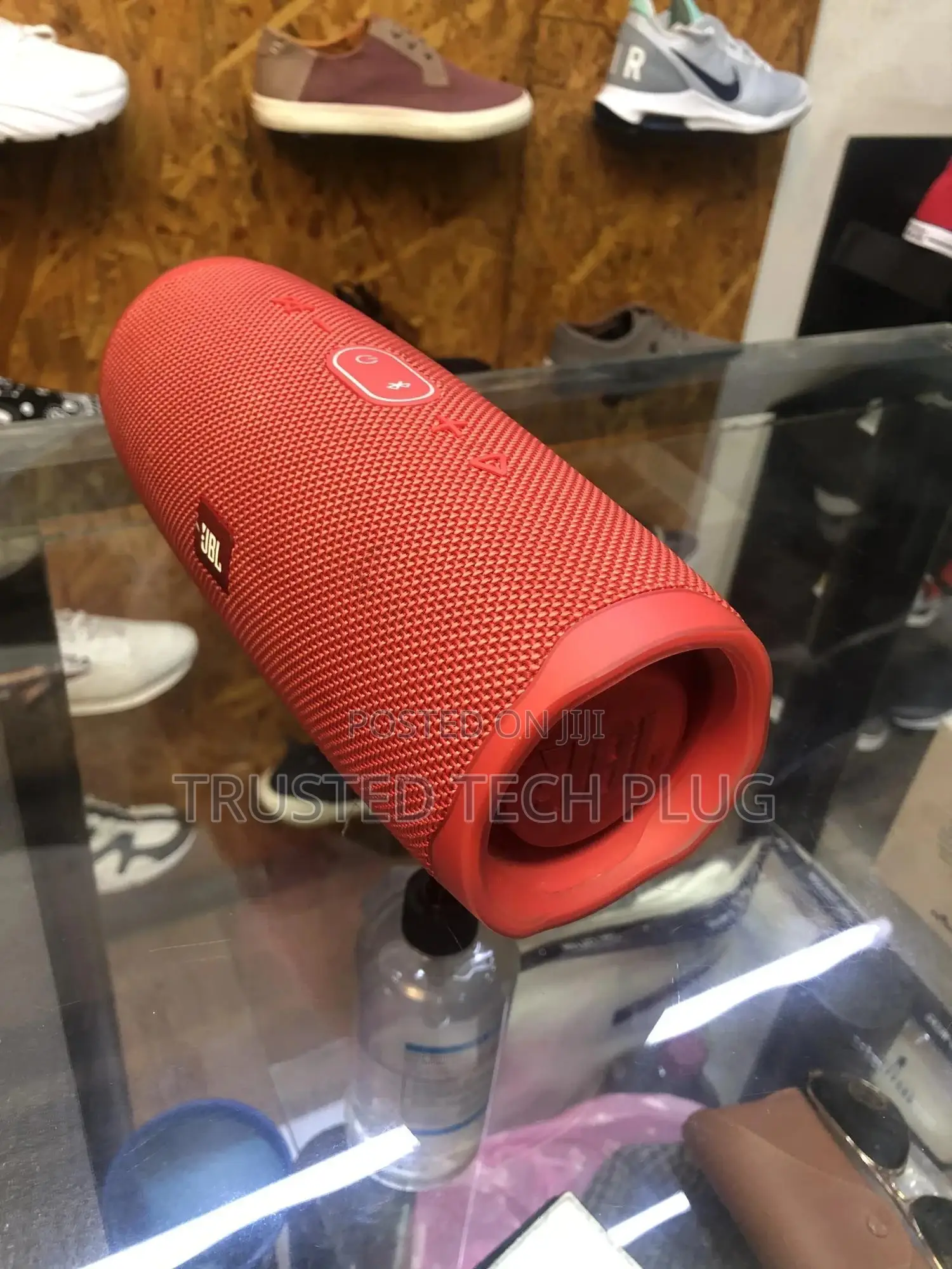 Preowned JBL Charge 4 Bluetooth Speaker From America 4 Sale