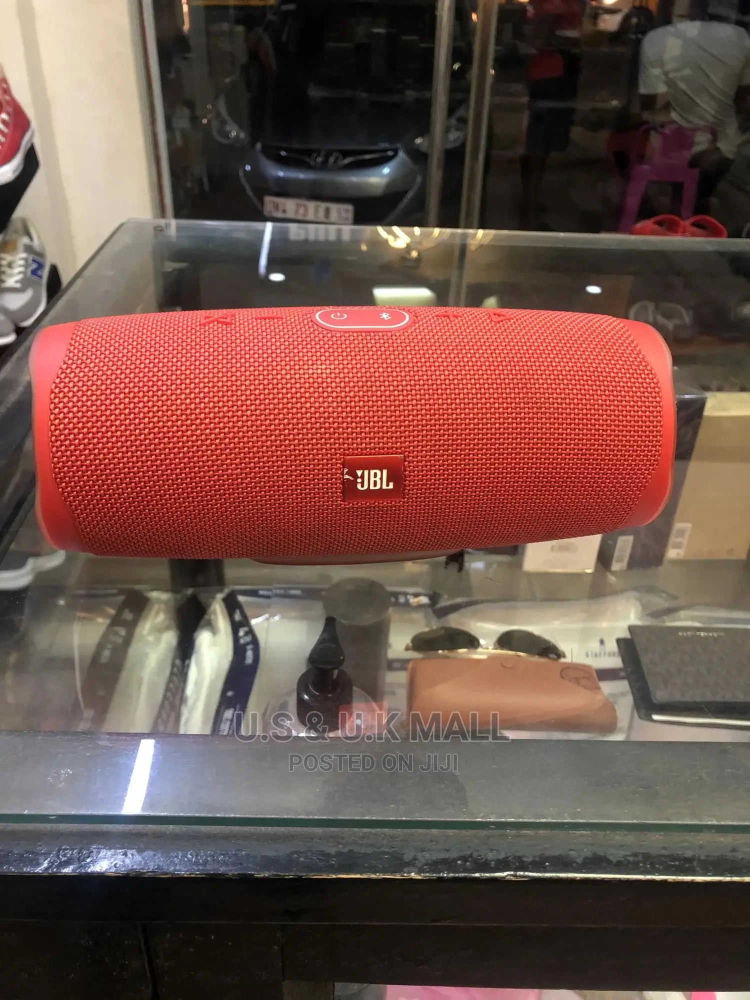 Preowned JBL Charge 4 Bluetooth Speaker From America 4 Sale