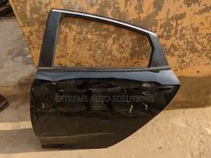 Honda Civic 2019 Door