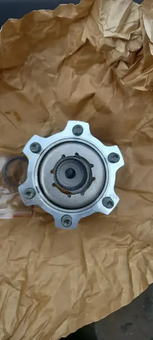 Nissan Patrol Y61 2008-16 Brand New Auto Free Wheel Hub Cup