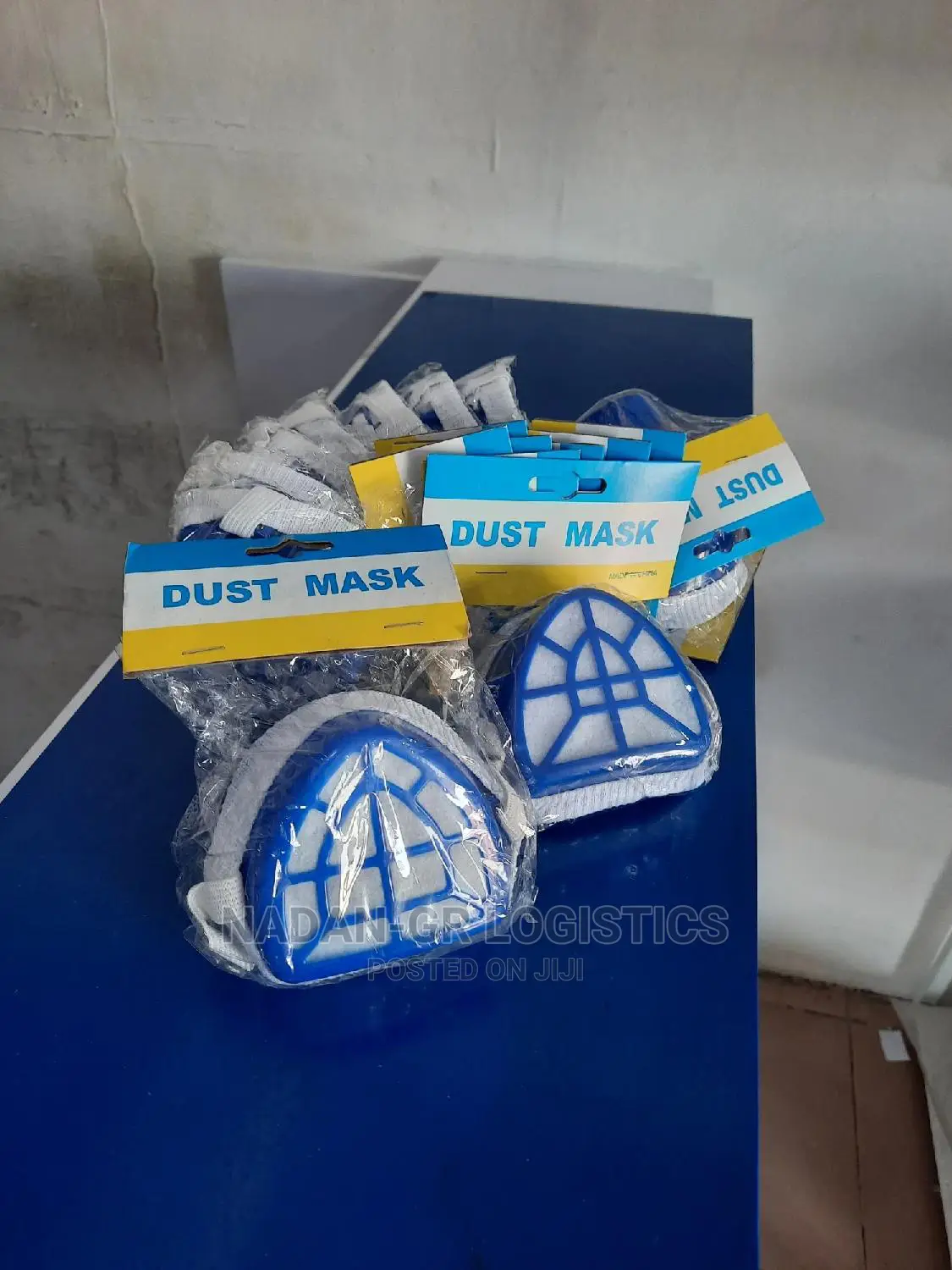 Safety Plastic Filter Dust Mask Blue
