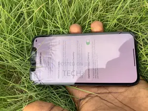 Apple iPhone 12 64 GB Black