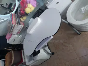 Nail Table