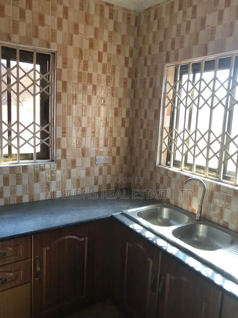 4bdrm House in De-Icons Real Estate, Ga South Municipal for Sale