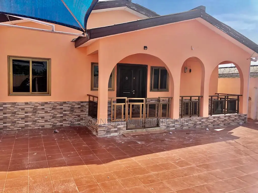4bdrm House in De-Icons Real Estate, Ga South Municipal for Sale
