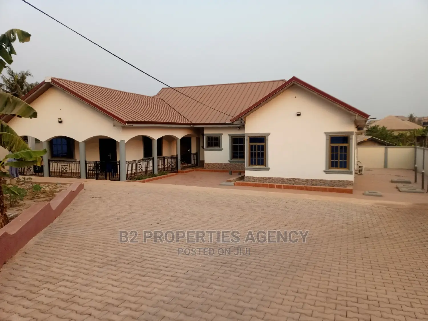 Furnished 5bdrm House in B2 Properties Agency, Kumasi Metropolitan