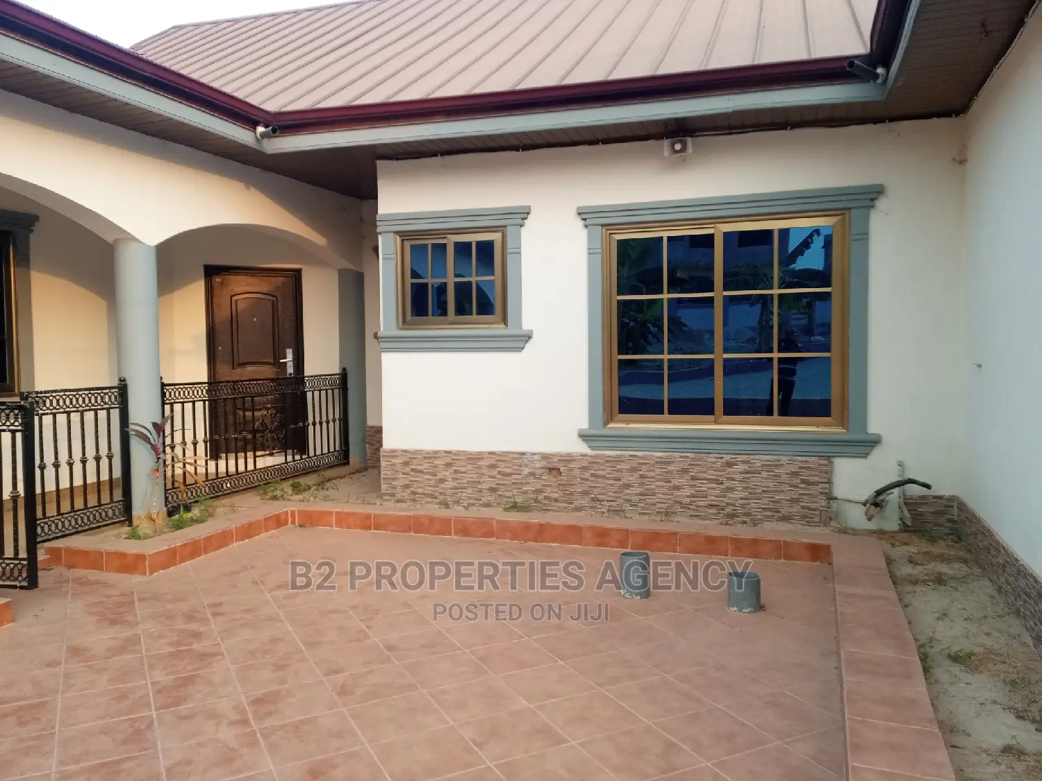 Furnished 5bdrm House in B2 Properties Agency, Kumasi Metropolitan