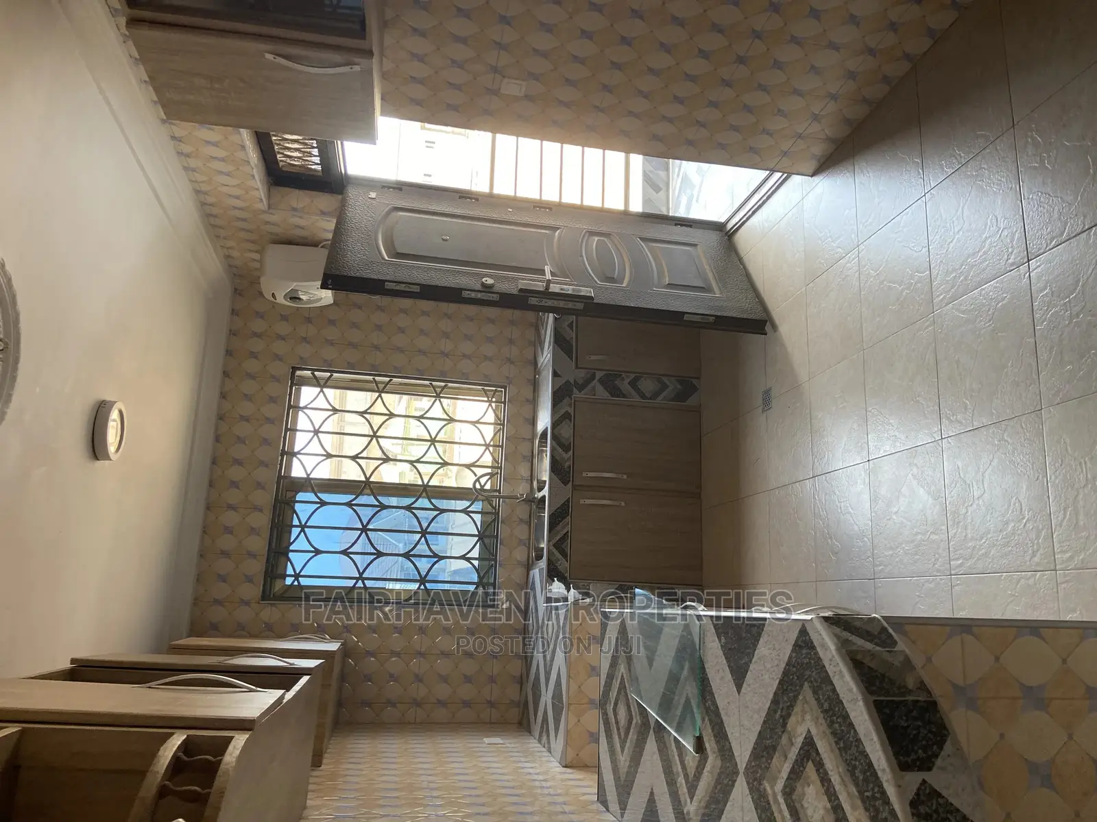 3bdrm Apartment in East Airport for rent