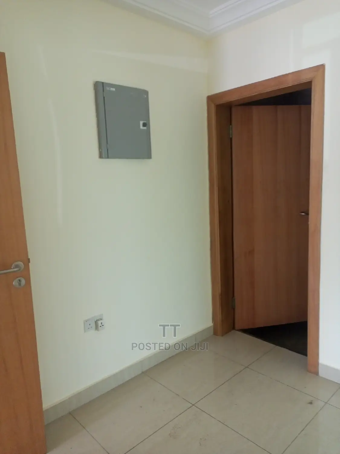 2bdrm Apartment in Teshie Estate, New Town for rent