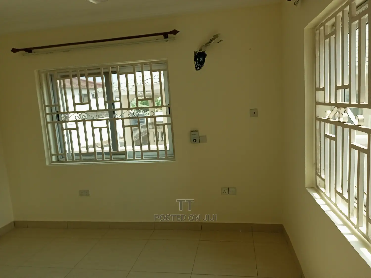 2bdrm Apartment in Teshie Estate, New Town for rent