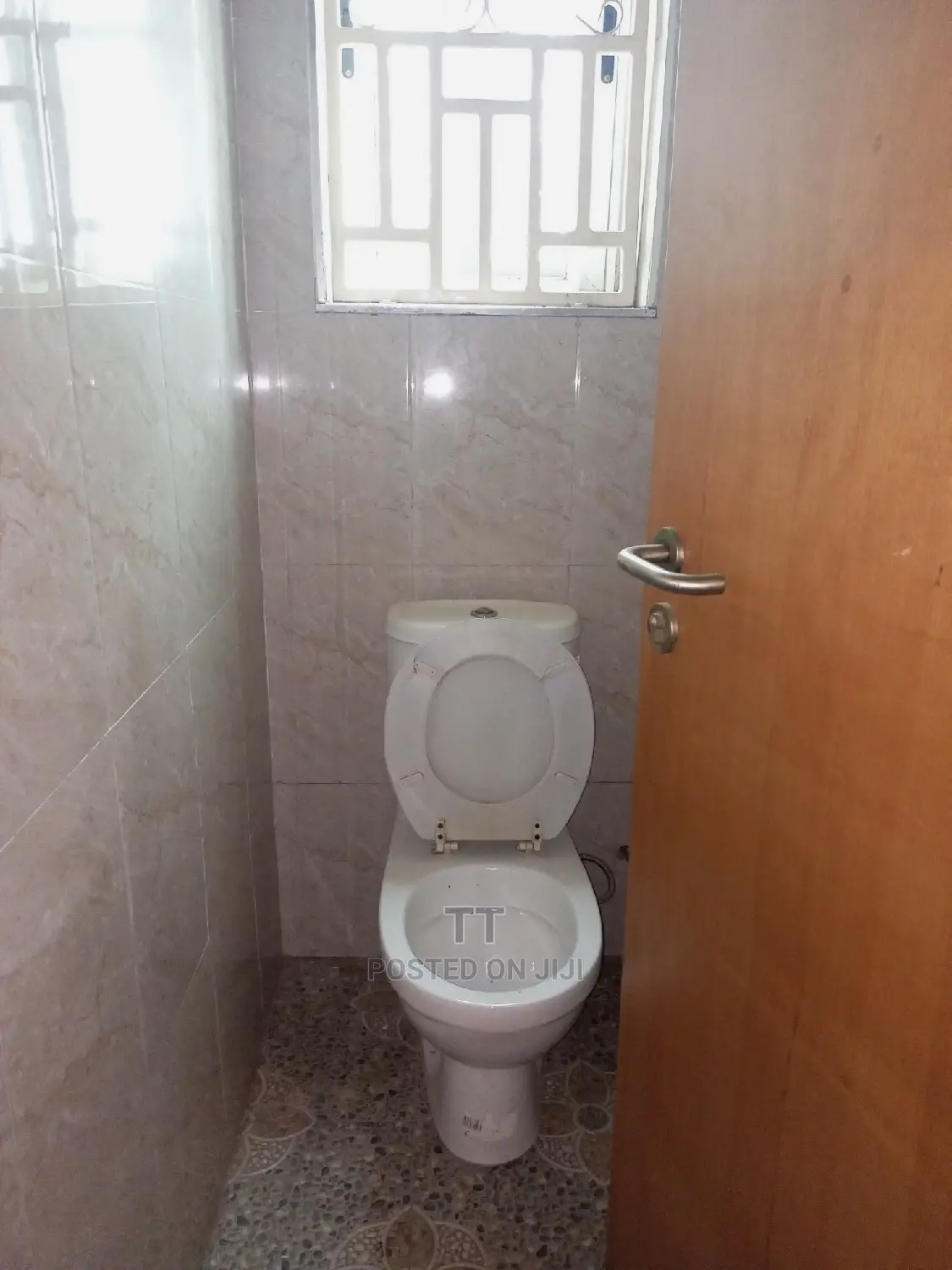 2bdrm Apartment in Teshie Estate, New Town for rent