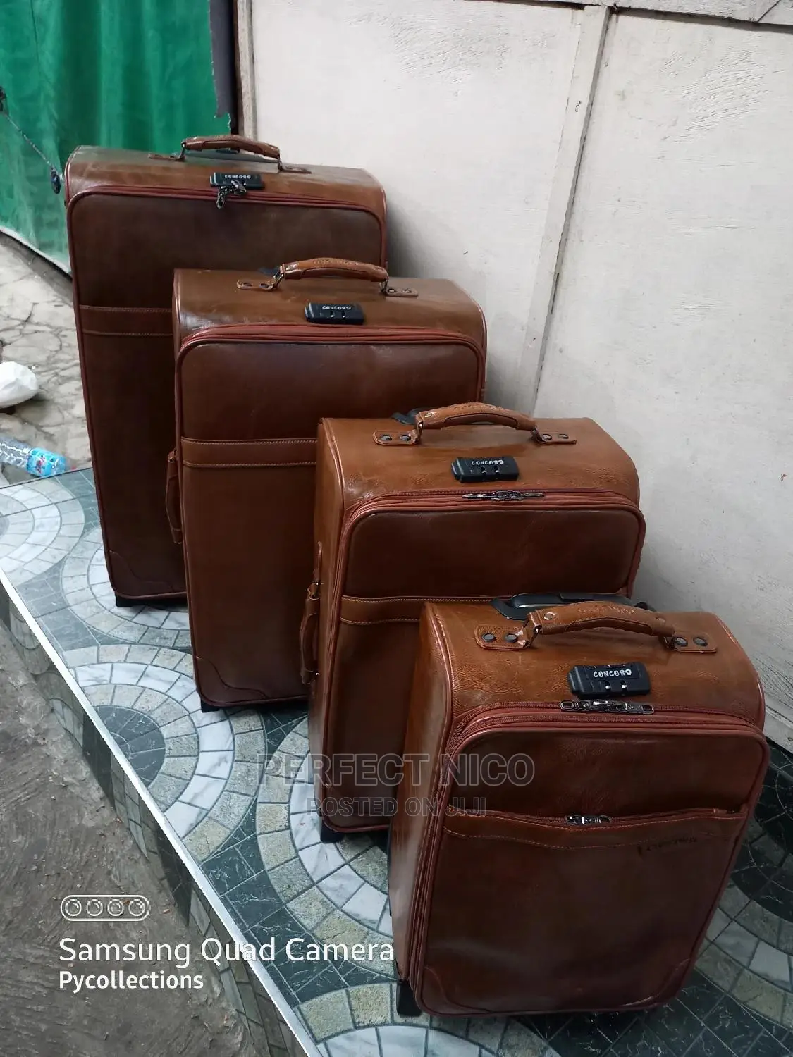 4set Genuine Leather Suitcase/Travelling Bags