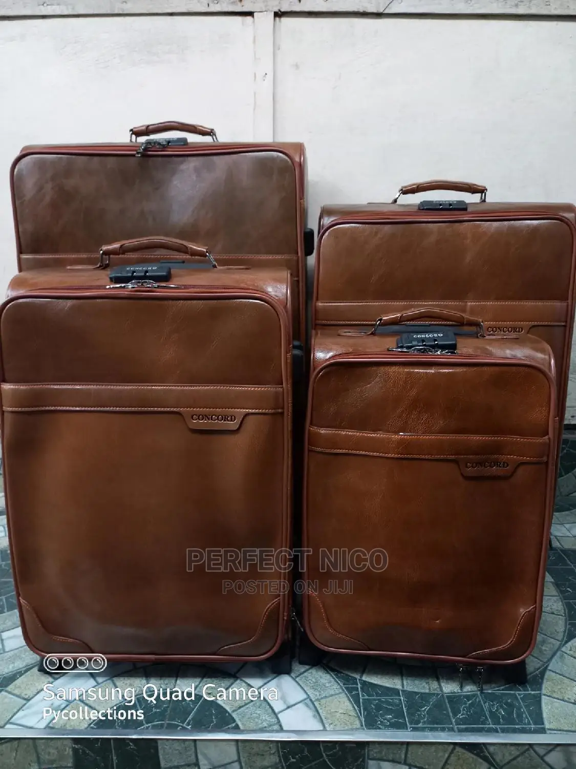 4set Genuine Leather Suitcase/Travelling Bags