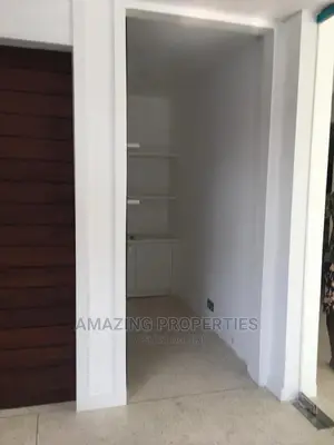 4bdrm House in Airport Hills for Sale