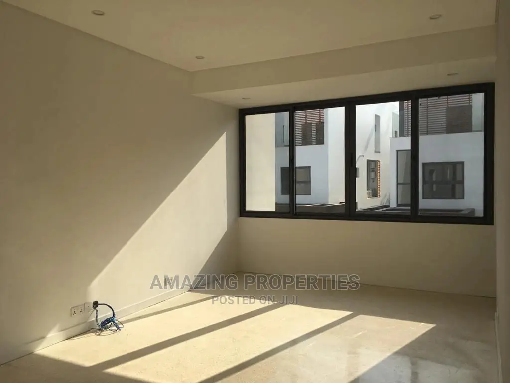 4bdrm House in Airport Hills for Sale