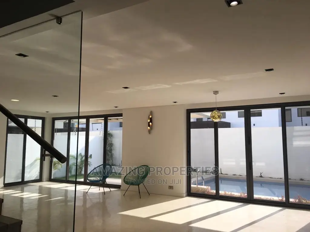 4bdrm House in Airport Hills for Sale