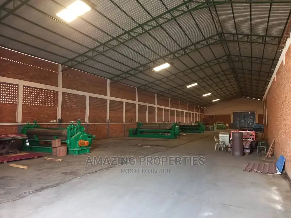 Warehouse for Reng at Dzorwulu
