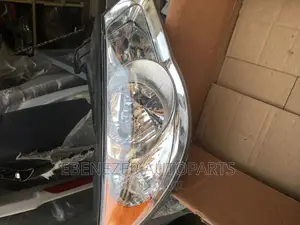 Elantra 2010 Headlights