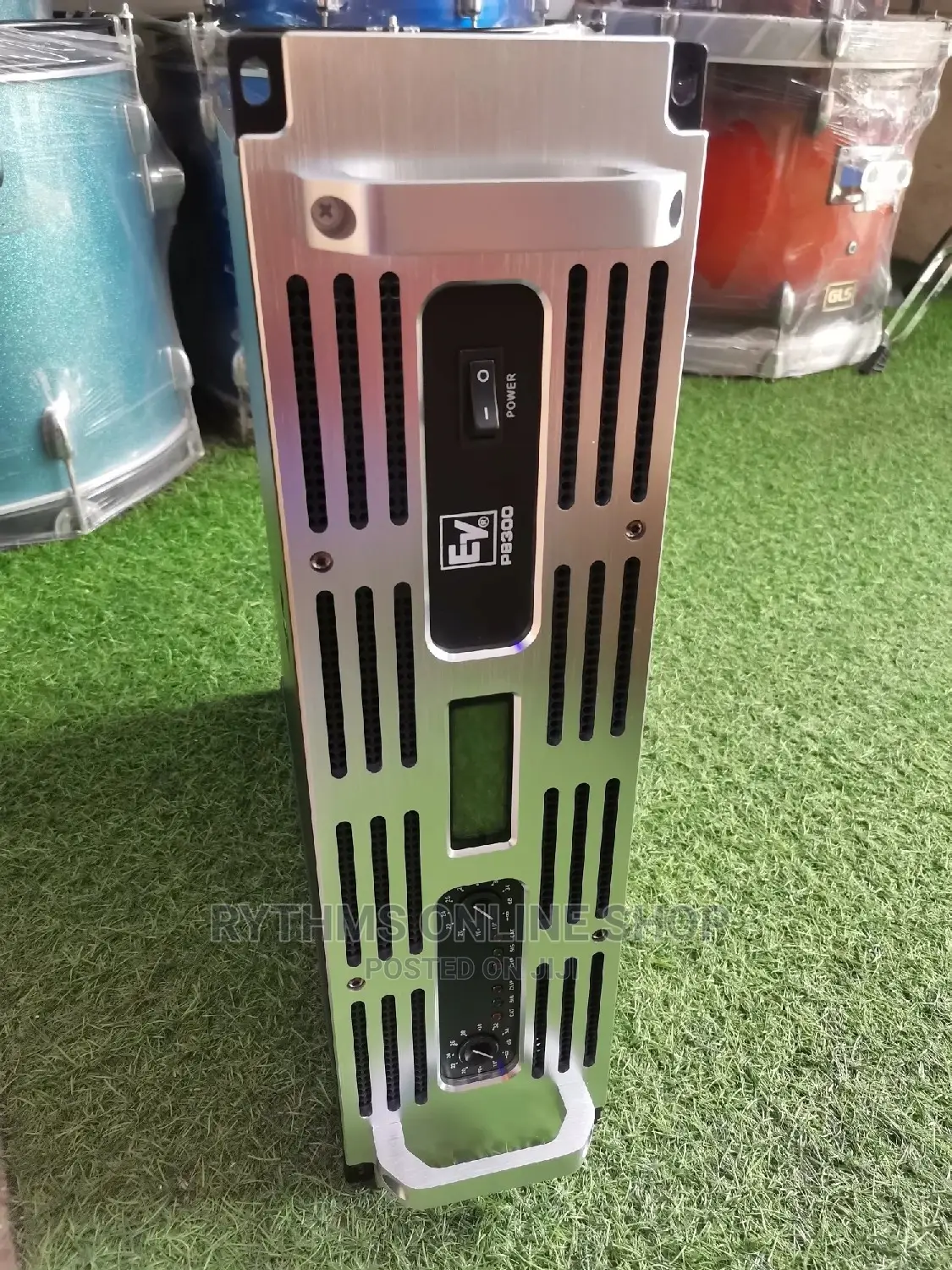 EV-8300 Amplifier
