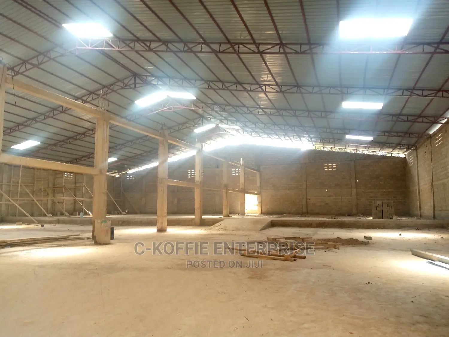 1400 SQM WAREHOUSE at North Kaneshie