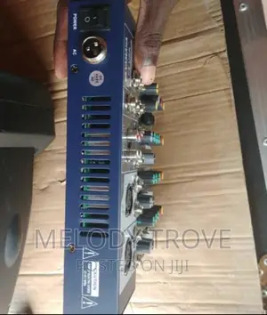 Yamaha F4-Usb 4-Channel Raw Mixer