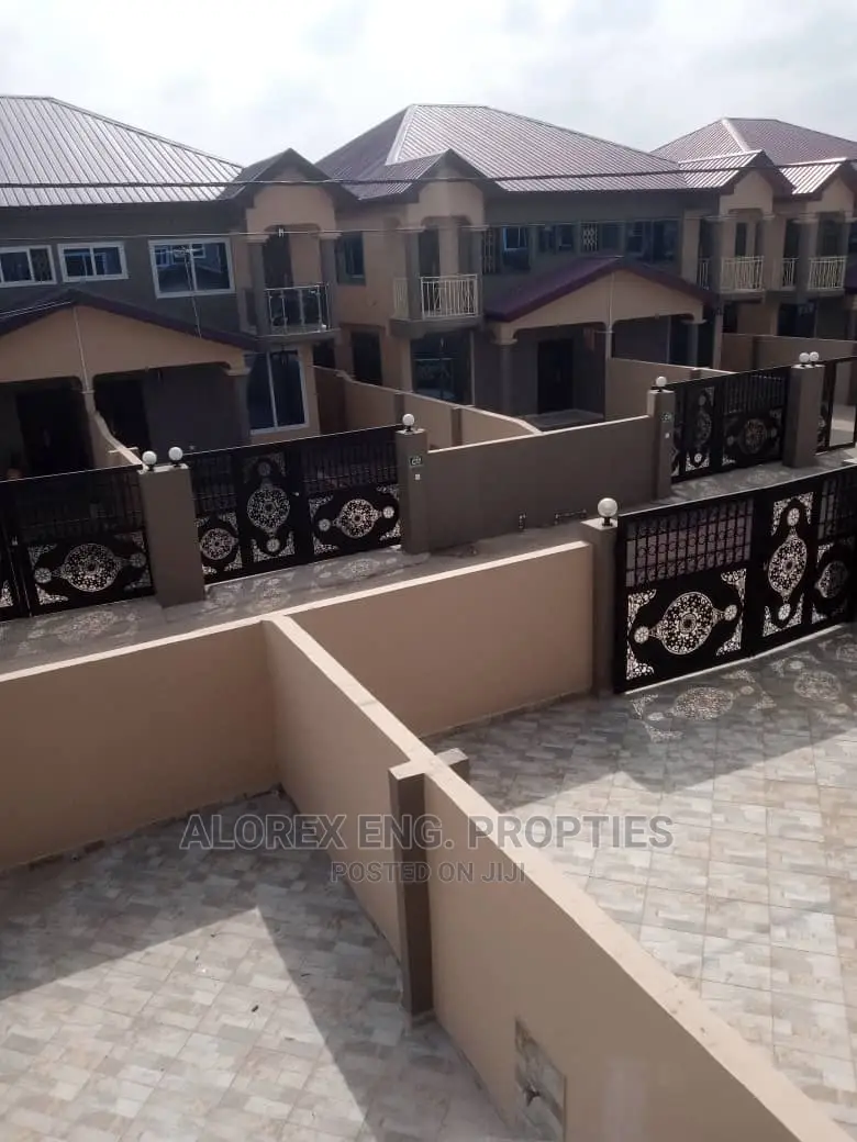 3bdrm Mansion in Alorex Eng., Oyarifa for rent