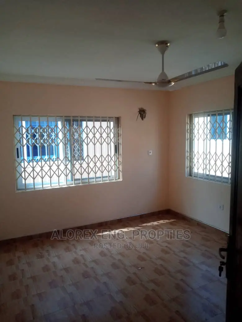 3bdrm Mansion in Alorex Eng., Oyarifa for rent