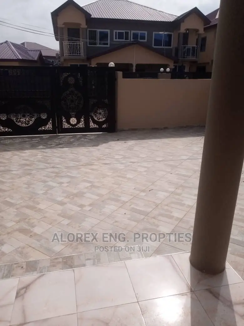3bdrm Mansion in Alorex Eng., Oyarifa for rent