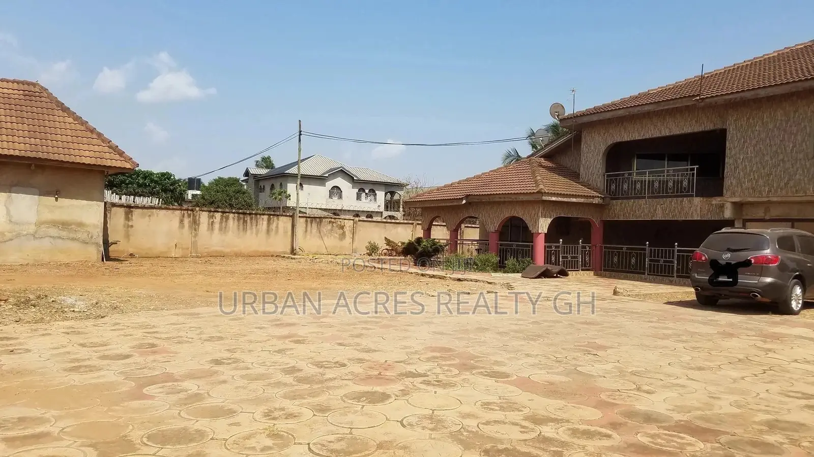 5bdrm House in Tema Metropolitan for sale