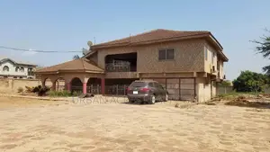 5bdrm House in Tema Metropolitan for sale