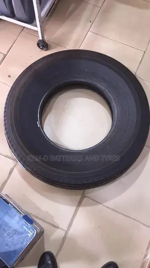 750R16 or 7.5R16 Hilo Tires Tyre