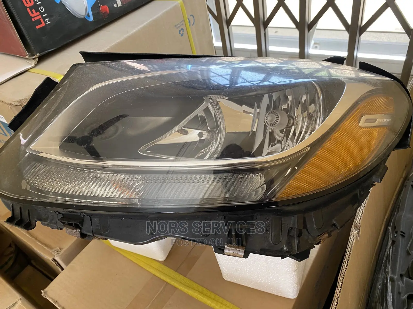 2018 C300 Headlight