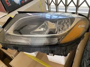 2018 C300 Headlight