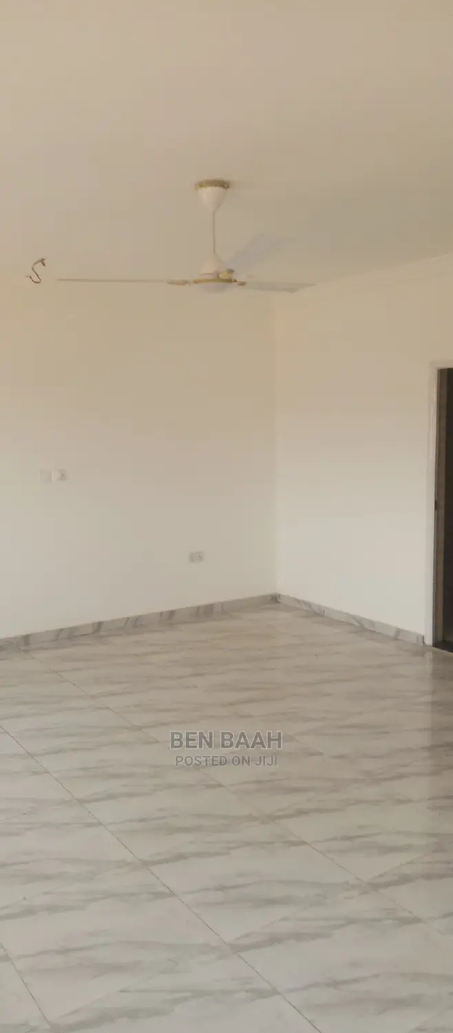 4bdrm Duplex in Ben Properties, Ga East Municipal for rent
